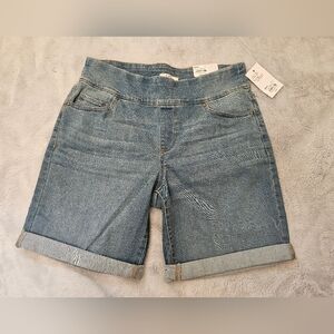 Croft & Barrow Mid Rise Denim Shorts Size 6A